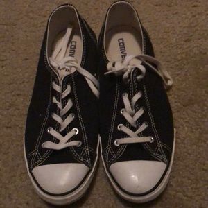 Size 7.5 black converse